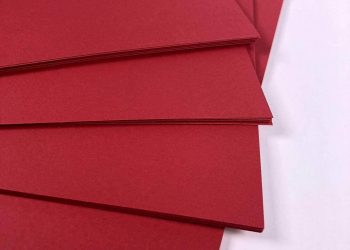 Màu đỏ được  ứng dụng phổ biến trong nhiều ngành