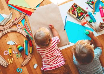 Luôn chuẩn bị dụng cụ sẵn sàng cho trẻ